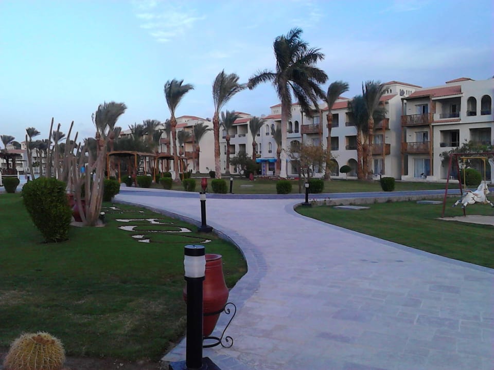 Gartenanlage Pickalbatros Dana Beach Resort - Hurghada