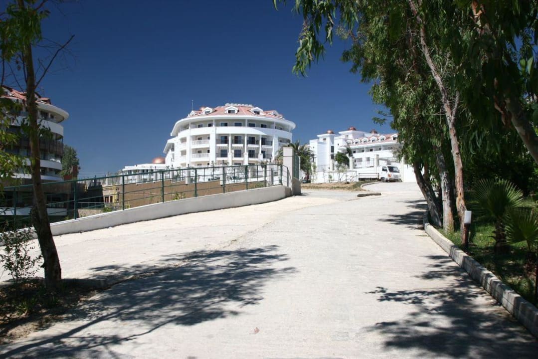 Alba Queen im Juni Alba Queen Hotel