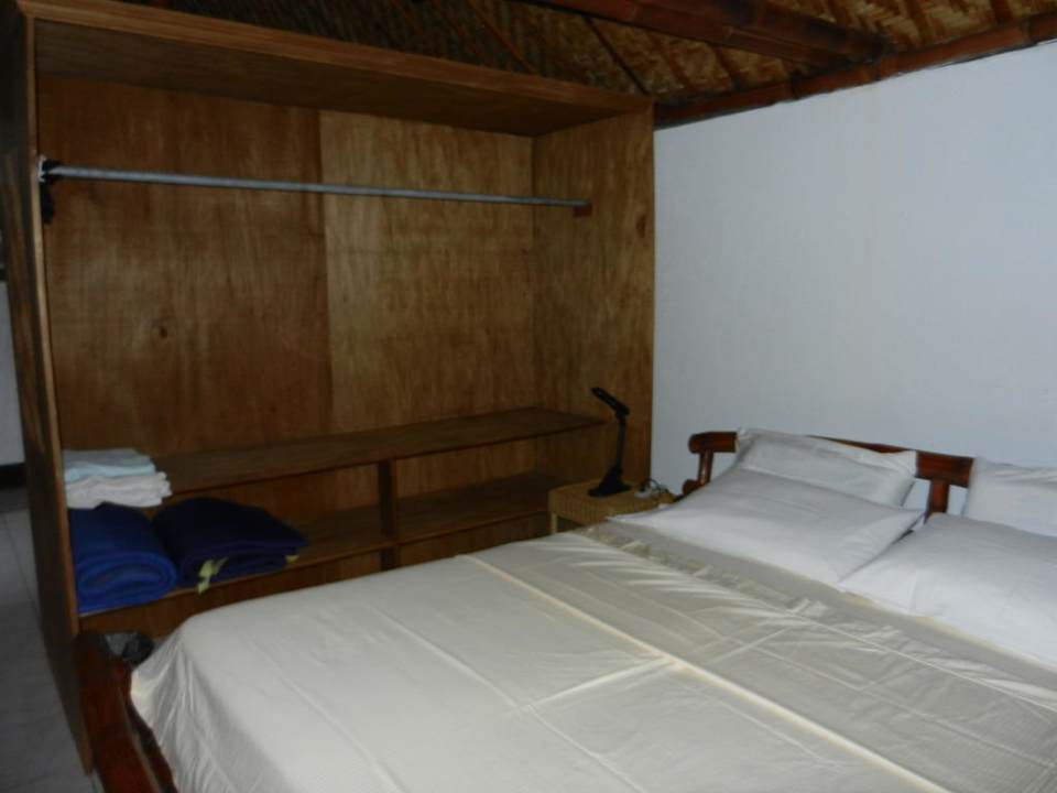 Bungalow, innen Hotel Dive Hub Antulang