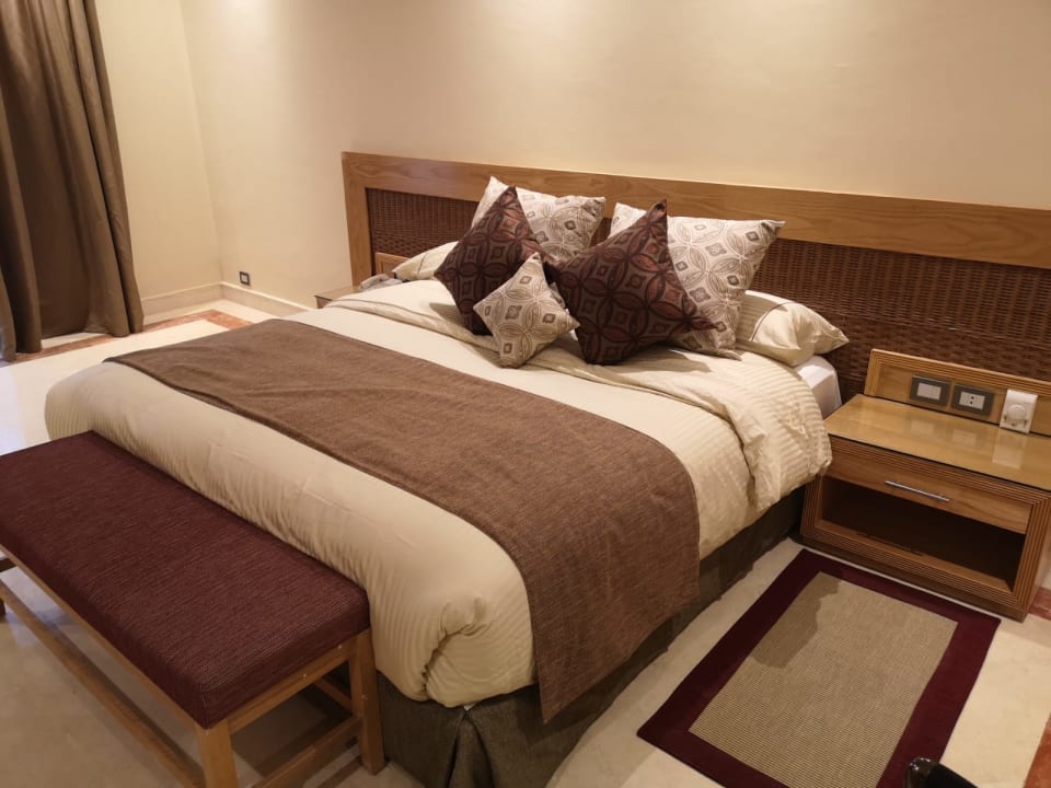 Zimmer Siva Grand Marina