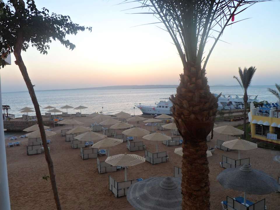 View of the beach from our balcony SUNRISE Holidays Resort (Adults Only)