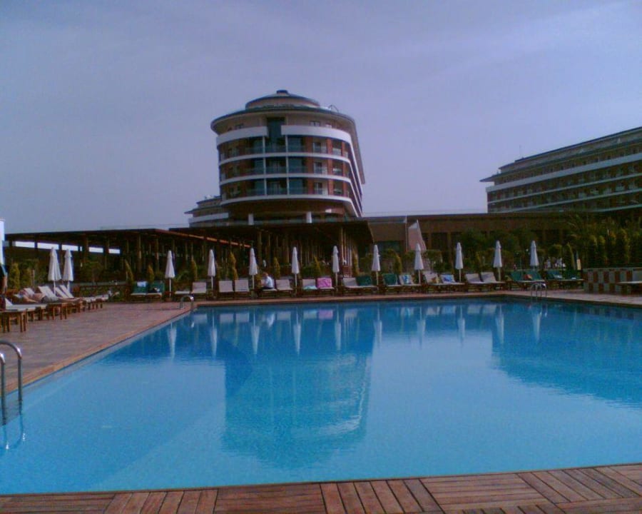 Hauptgebäude mit Pool Voyage Belek Golf & Spa