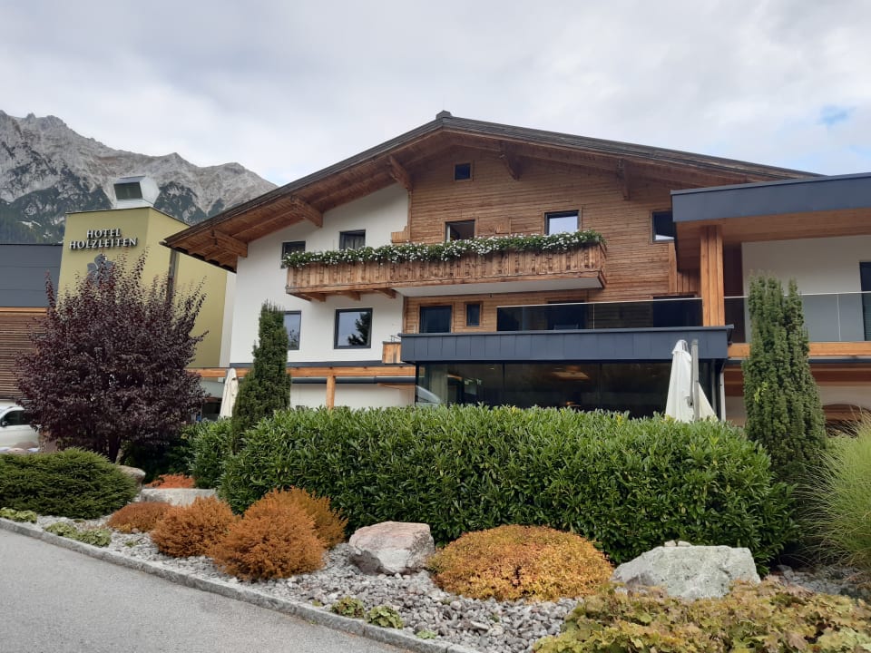 Außenansicht Bio-Wellnesshotel Holzleiten