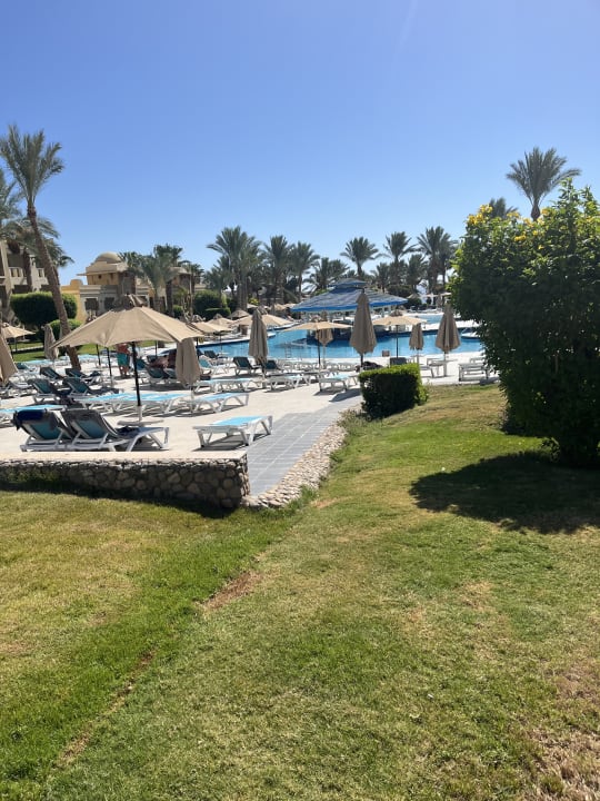 Pool Serenity Alpha Beach