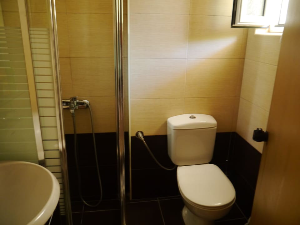 Bad Zimmer 198 Nefeli Hotel Rethymno