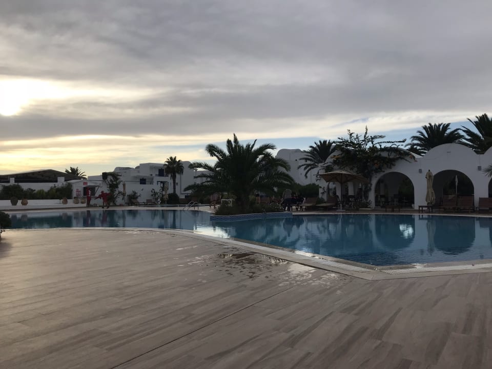 Pool Club Salammbô Hammamet