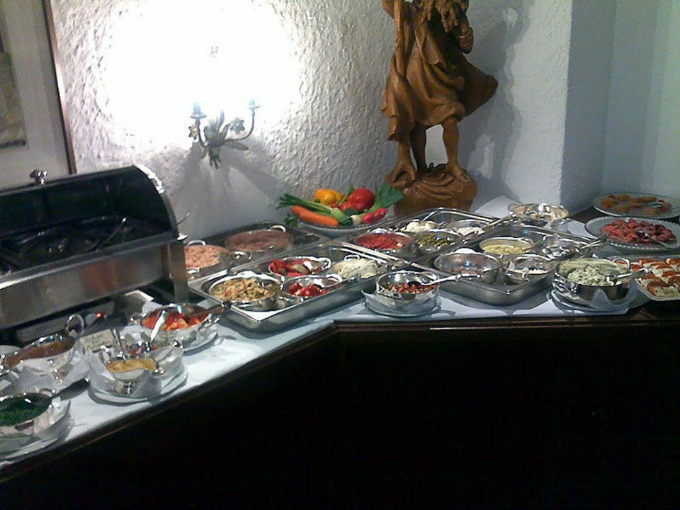 Frühstücksbuffet  Hotel Krone