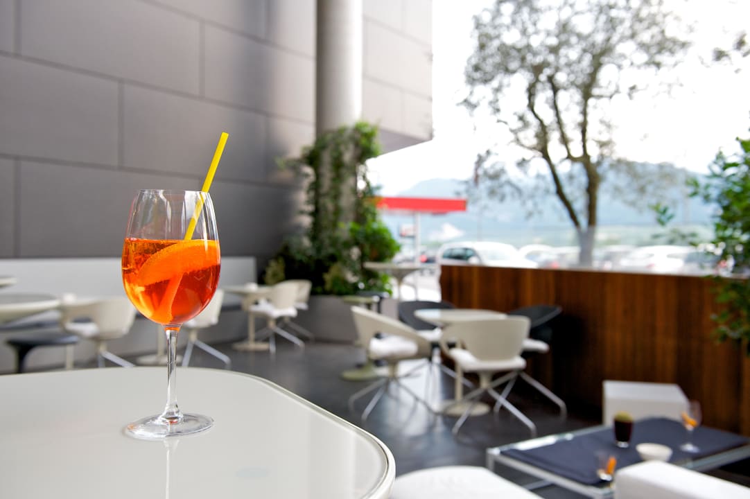 Lounge Bar Mercure Nerocubo Rovereto