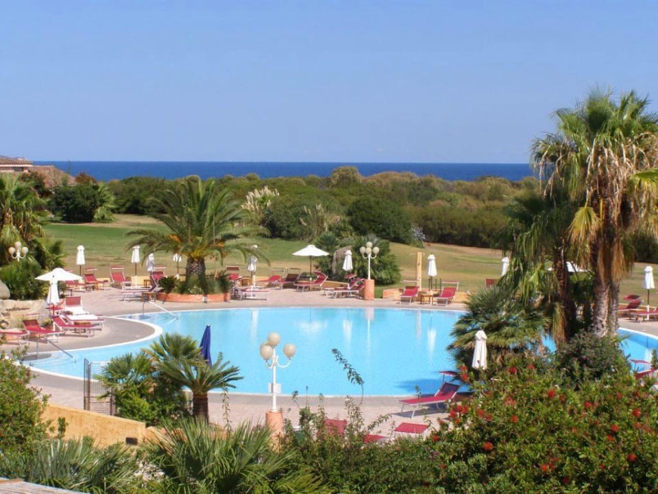 Poolandschaft Sant Elmo Beach Hotel