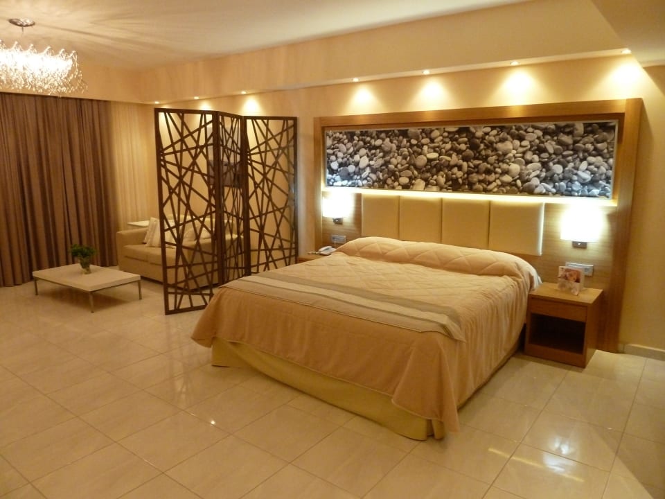 Zimmer mit Whirlpool TUI BLUE Oceanis Beach and Spa Resort