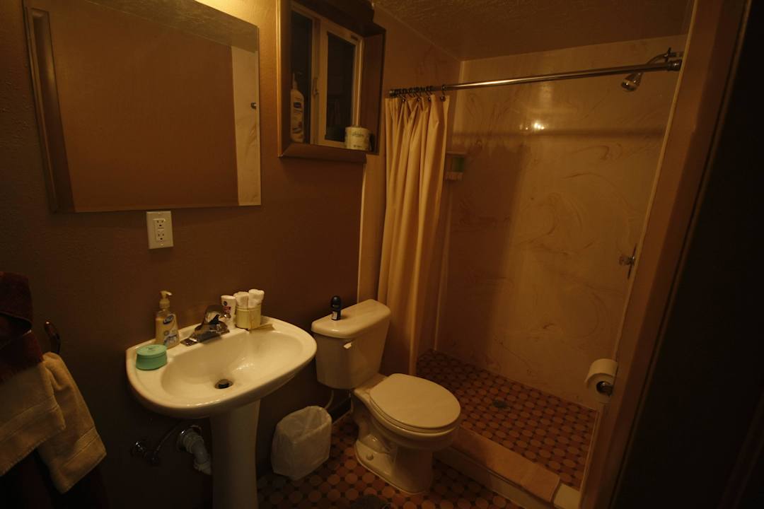 Bad - Bunkhouse Room Nr. 21 Cowboy Country Inn