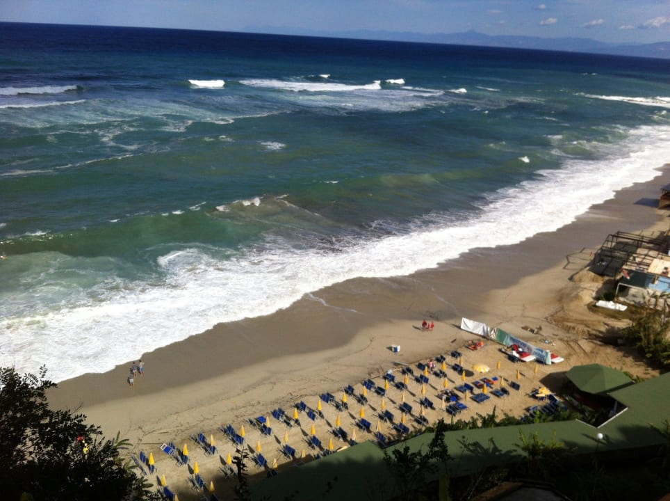 Baden verboten, Wellen zu hoch Aldiana Club Rocca Nettuno Calabria