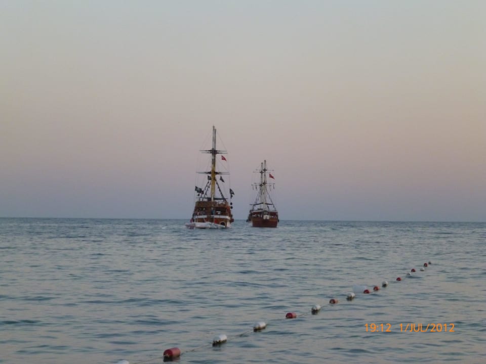 Piratenschiffe Seaden Corolla Hotel