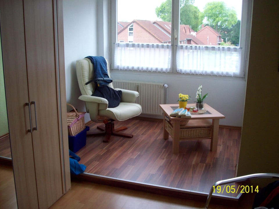 Gemütlicher Lesebereich im Schlafzimmer Ferienwohnung Wichelmann