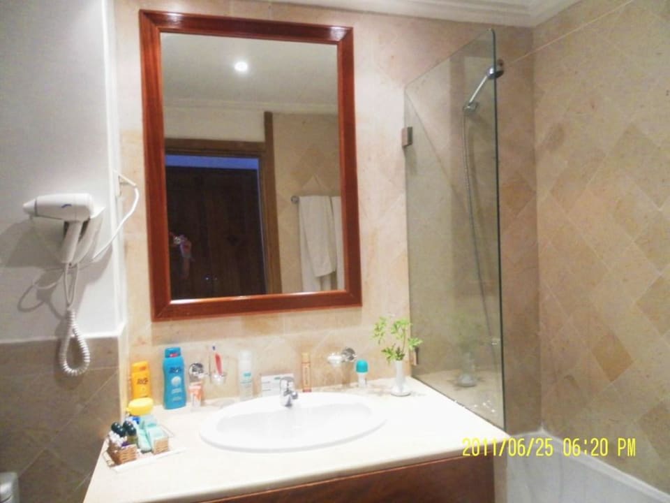 Bad/Dusche Zimmer 3103 The Orangers Beach Resort and Bungalows