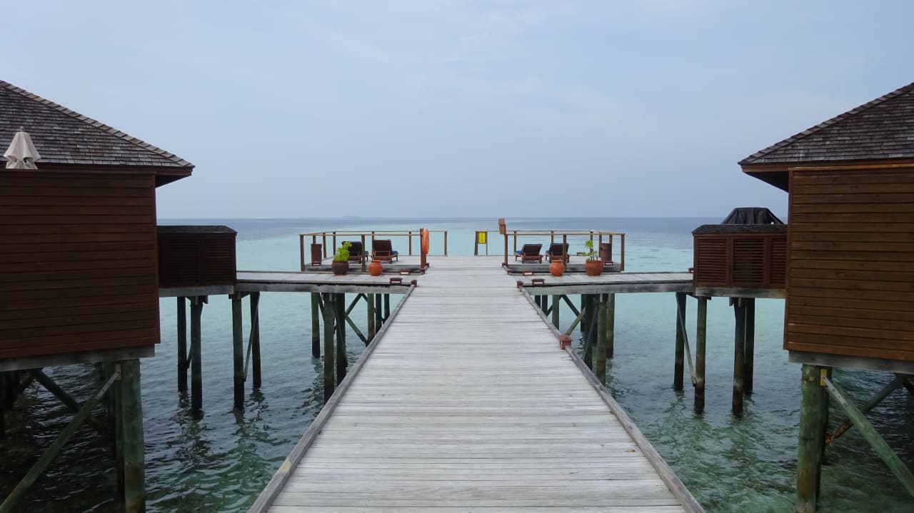 Außenansicht Vilamendhoo Island Resort & Spa
