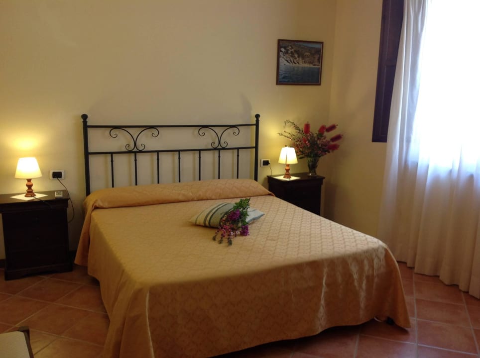 Camera Matrimoniale Hotel Residence La Venecca