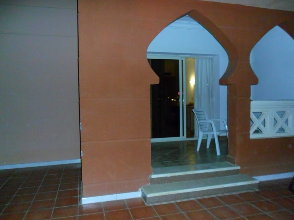 Unser Zimmer von außen Pickalbatros Aqua Vista Resort - Hurghada