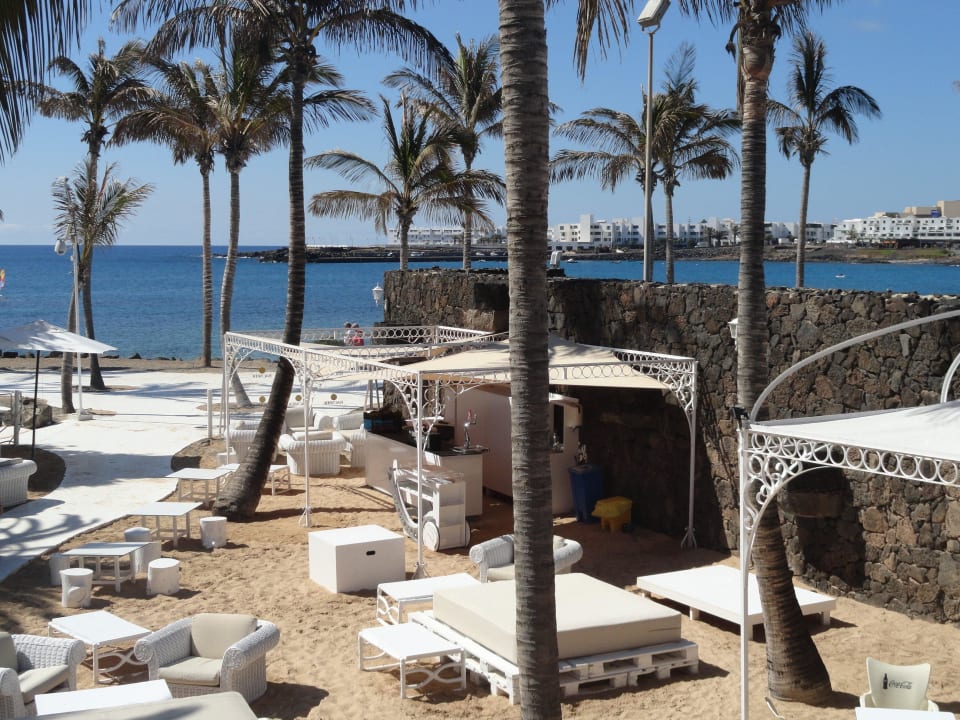 Strandbar  Paradisus by Meliá Salinas Lanzarote