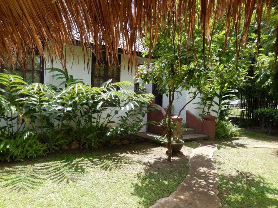 Außenbereich Familienbungalow Baan Chai Thung Resort