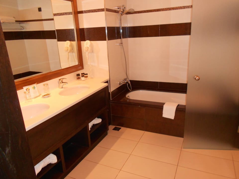 Badezimmer La Marquise Luxury Resort Complex
