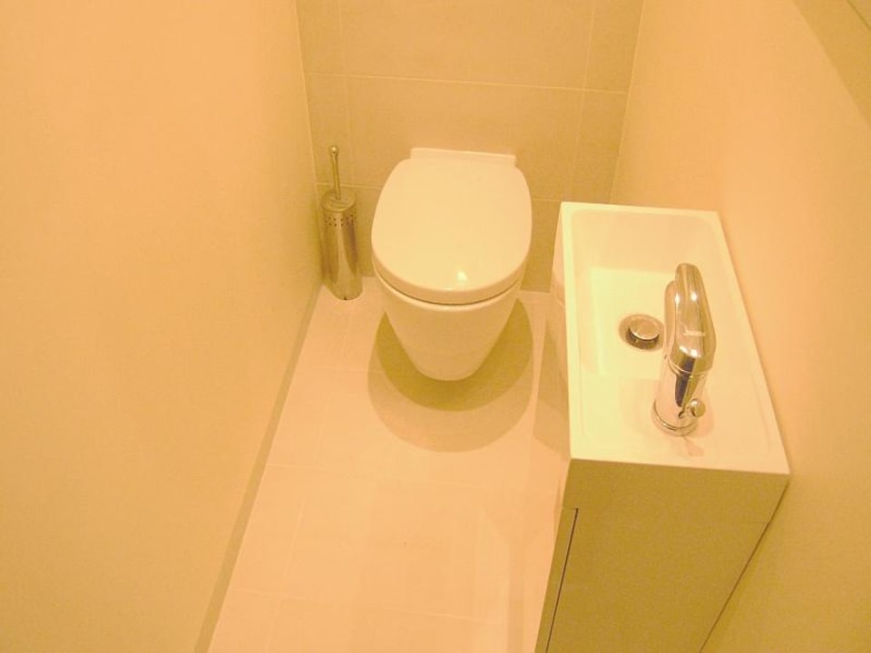 Kazimierz Apartment - the toilet Krakow Apartments 4rent