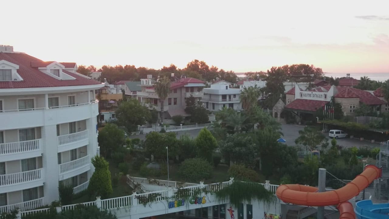 Ausblick vom Dachbalkon Alba Queen Hotel