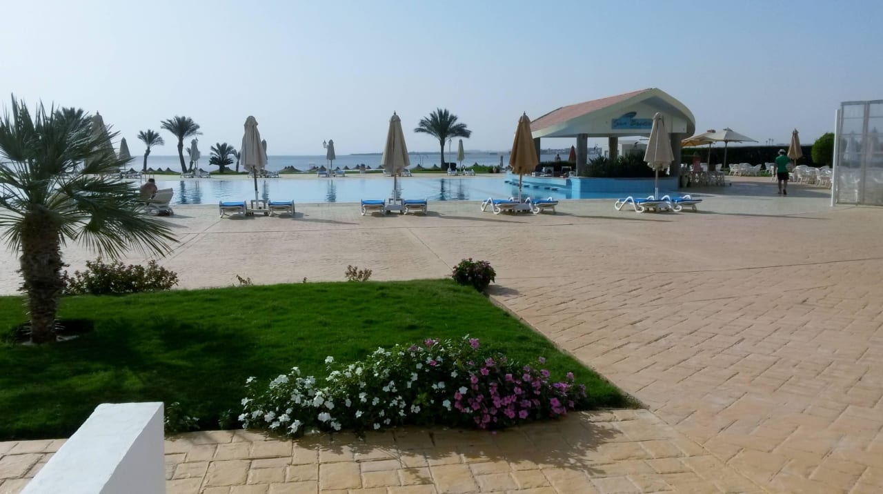 Accross the pool Old Palace Resort Sahl Hasheesh
