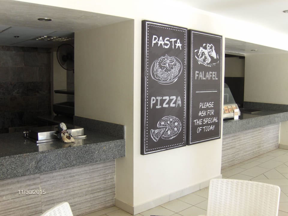 Noisy pool snack bar Jaz Aquaviva