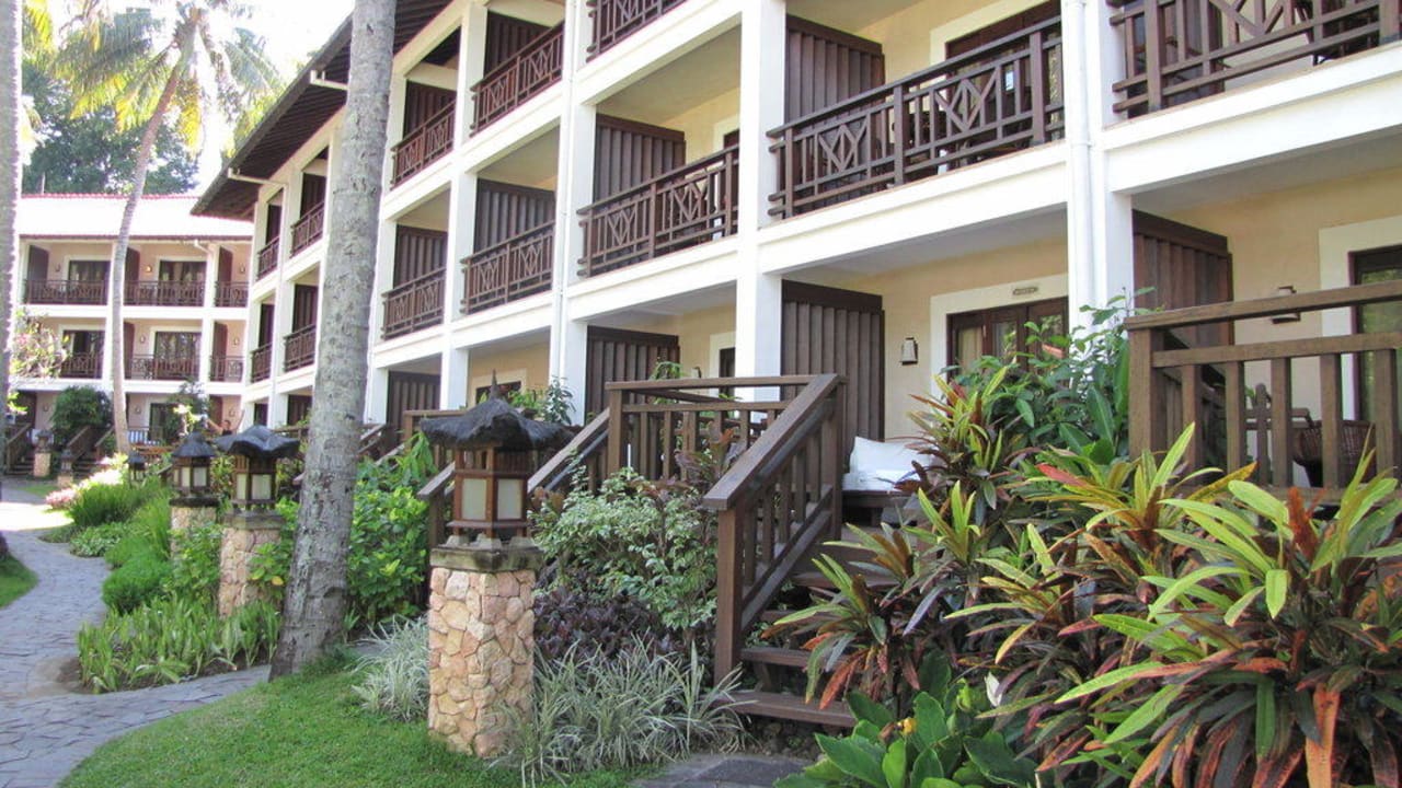 2 stöckige Zimmereinheiten Hotel Sheraton Senggigi Lombok Beach Resort