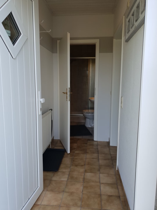 Zimmer Ferienhaus Hemenswarft direkt an der Nordsee mit Meerblick