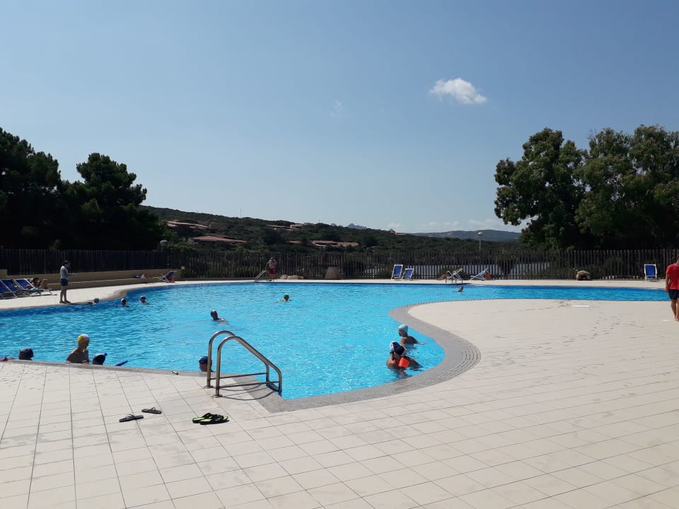 Pool Residence Costa Serena