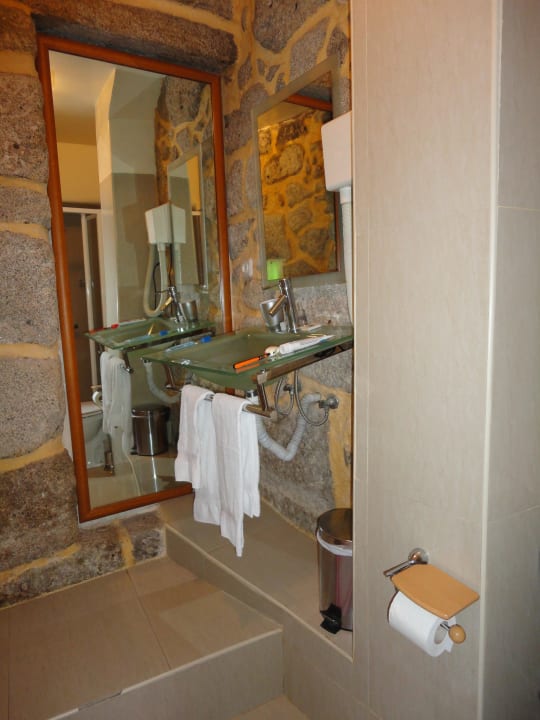 Bad (Teilansicht!) Residencia Pedra Antiga