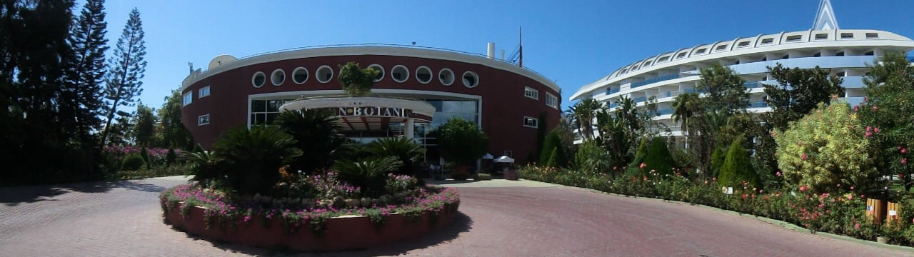 Neubau auf dem Botanik-Gelände: "Delphin Platinum" Botanik Hotel & Resort