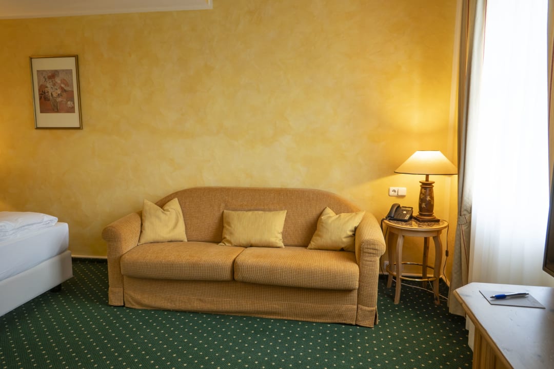 Zimmer Atomis Hotel Munich Airport by Mercure