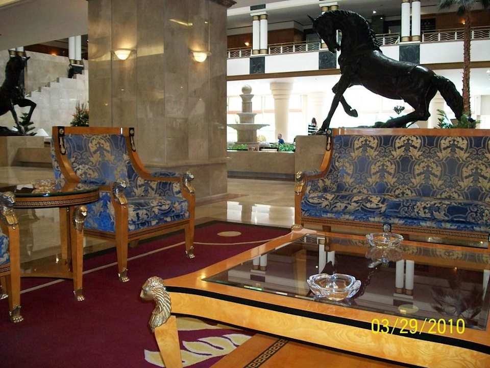 Sitzgelegenheit im Eingangsbereich Lotte Legend Hotel Saigon