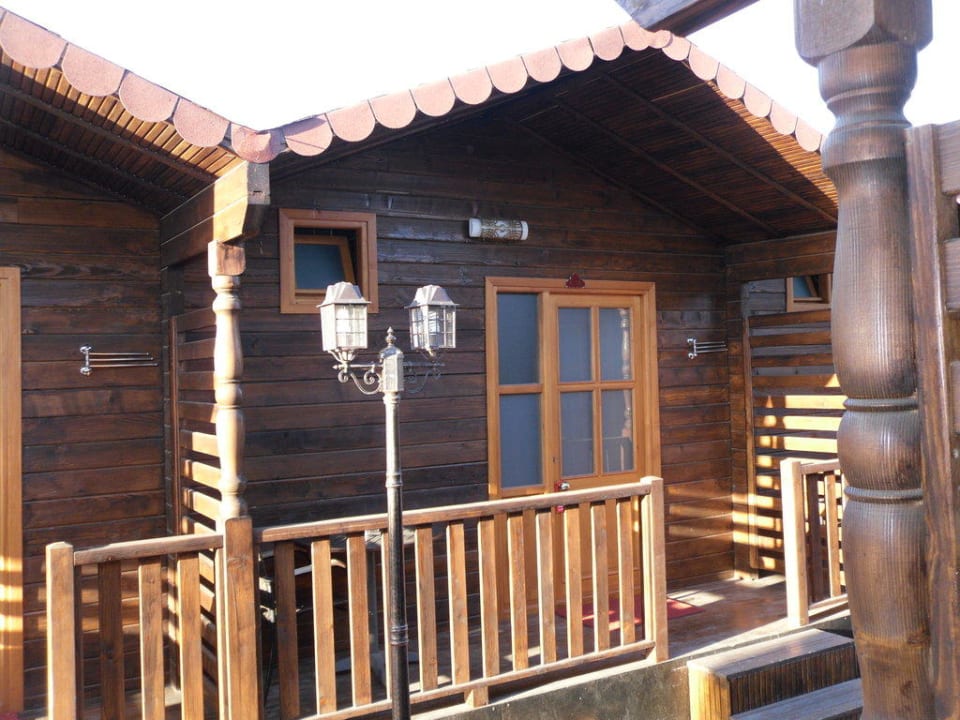 Finnhütte von vorne Hotel Sultan of Side