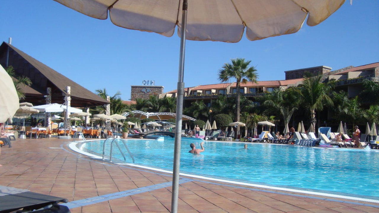 Pool H10 Playa Meloneras Horizons Collection