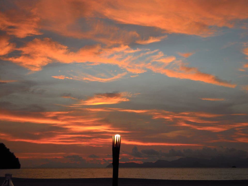 Sonnenuntergang Hotel Tanjung Rhu Resort