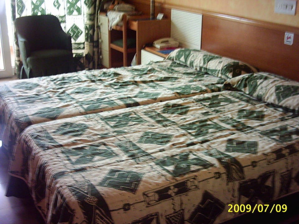 Zimmer Grupotel Montecarlo