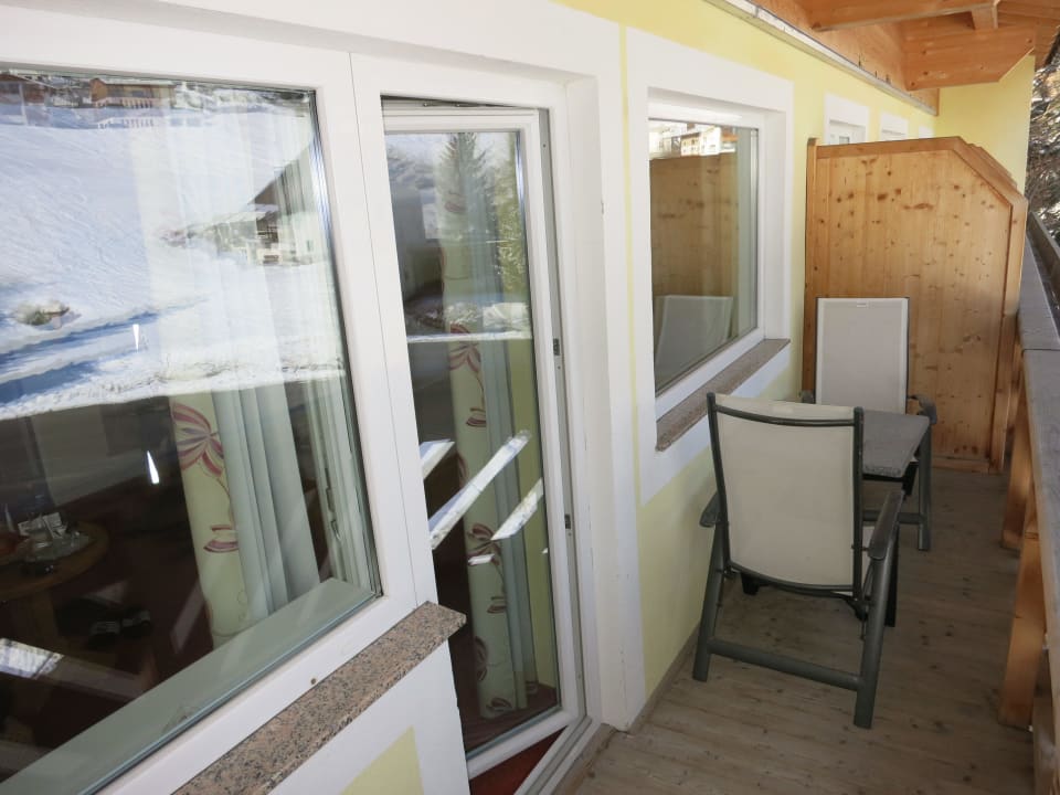 Balkon Standard-Doppelzimmer Wellness Aparthotel Panorama Alpin