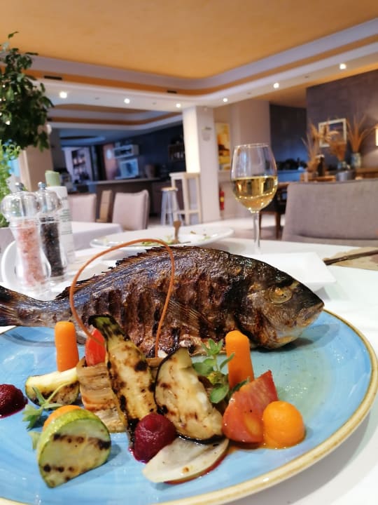 Gastro Evilion Sea & Sun Hotel