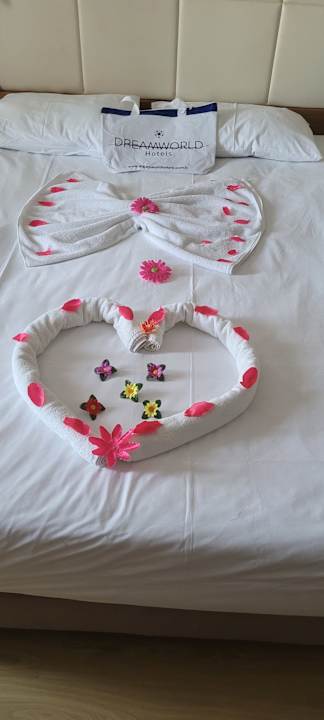 Zimmer Dream World Aqua Hotel