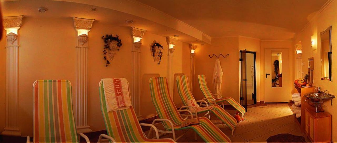 Sportanlagen/Freizeitangebot Hotel Garni Kardona