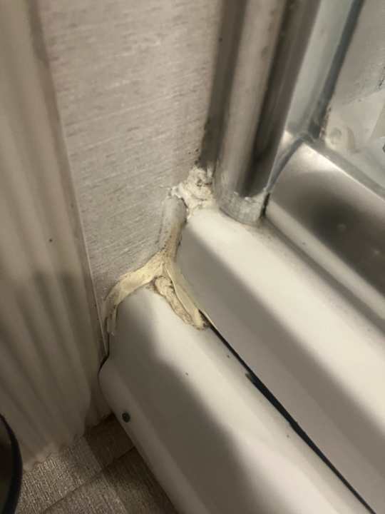 Zimmer Kamelya Aishen Club