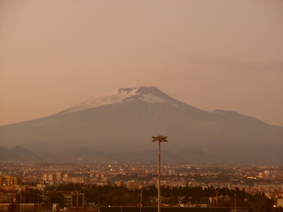 Aussicht von unserem Balkon Catania International Airport Hotel