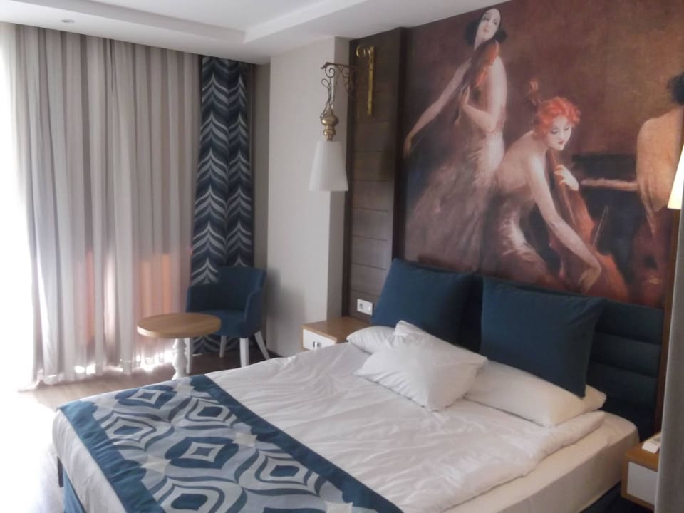 Bett  Dream World Resort & Spa