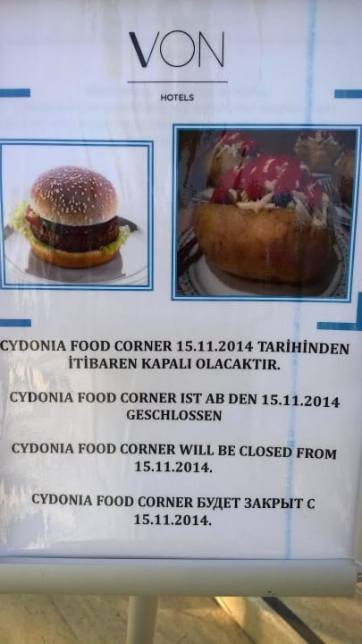 Food Corner zu :( VONRESORT Golden Coast