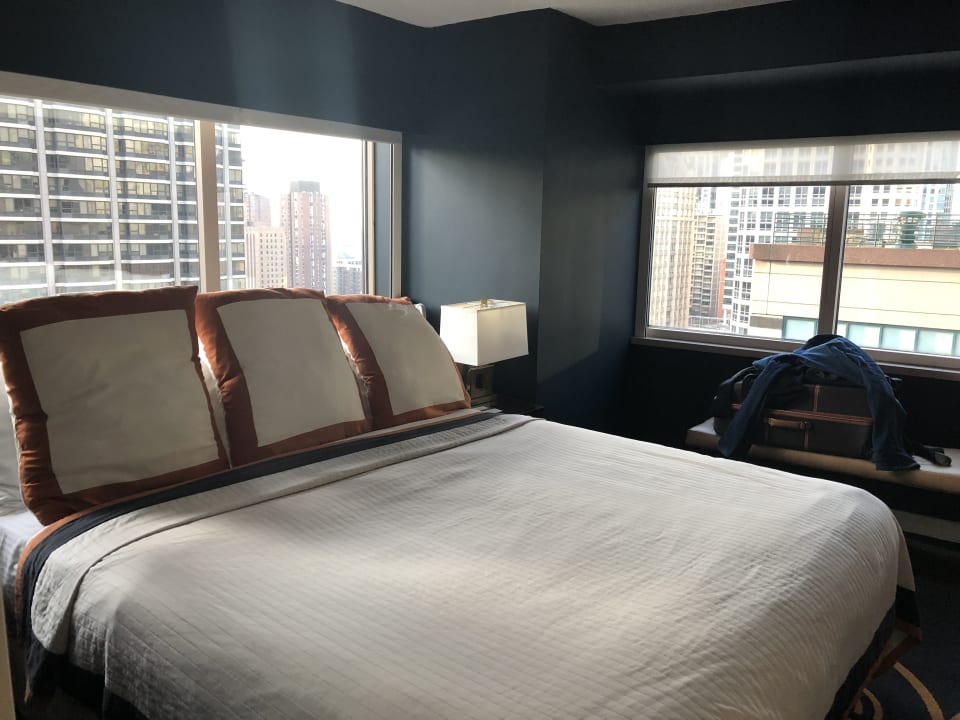 Zimmer Omni Chicago Hotel