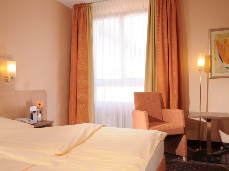 Zimmer ECONTEL Hotel München